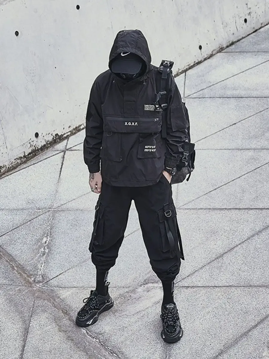 Techwear куртка. Tec wear. Штаны карго techwear. Techwear куртка. Techwear стиль одежды.